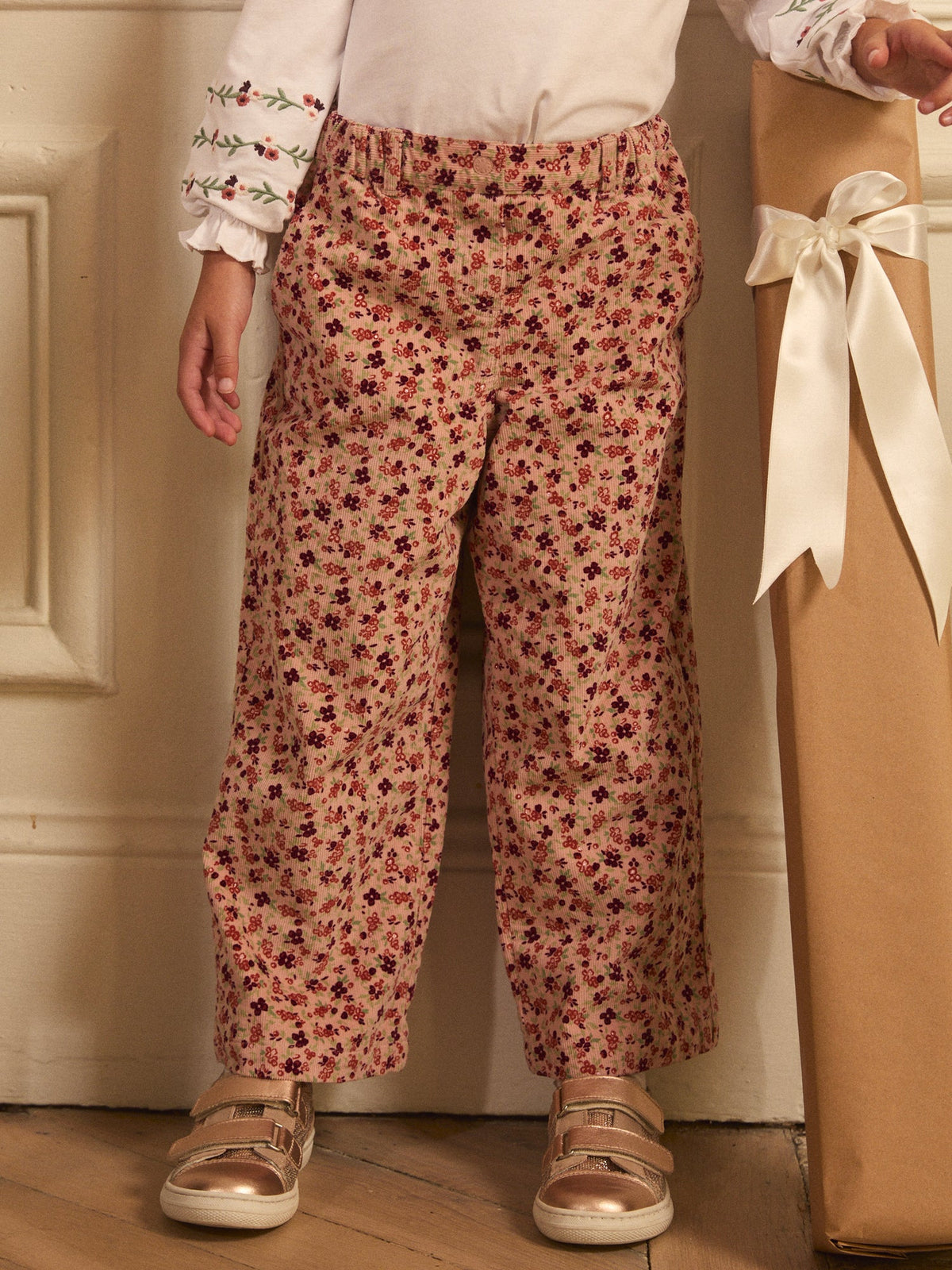 Pantalon fleuri en velours - 1
