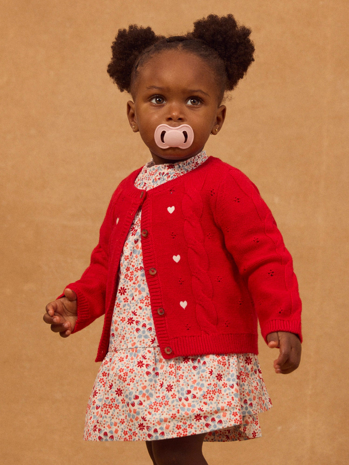 Cardigan rouge à broderies cœurs Bébé Fille - 2