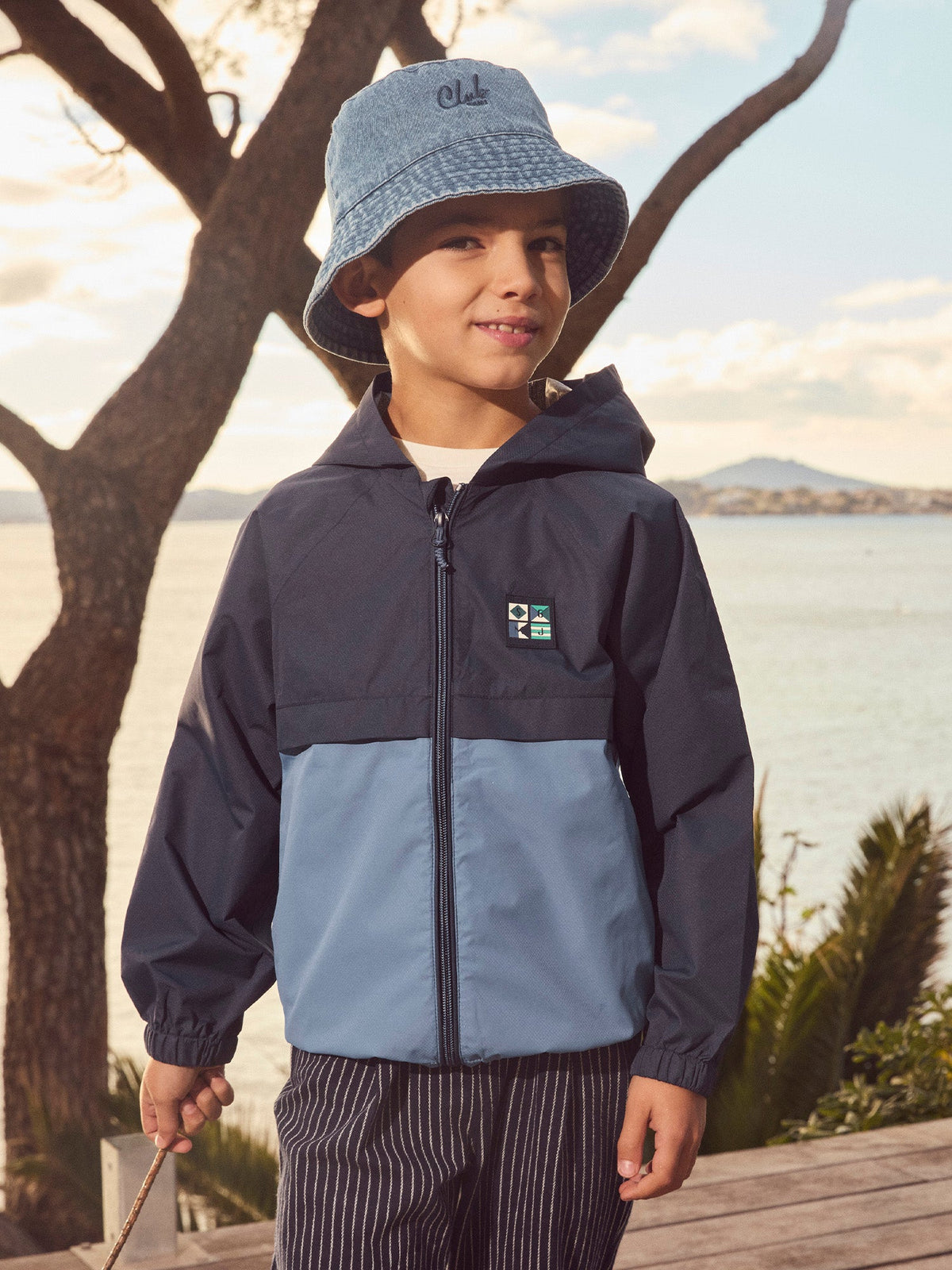 Veste coupe-vent à capuche bleu Garçon - 2